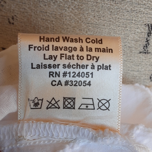 Porridge Clothing Anthropologie Marcelle Chevron Textured V-neck Shift Dress. - Picture 9 of 9